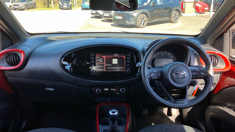 Toyota Aygo X 1.0 VVT-i Edge 5dr Petrol Hatchback